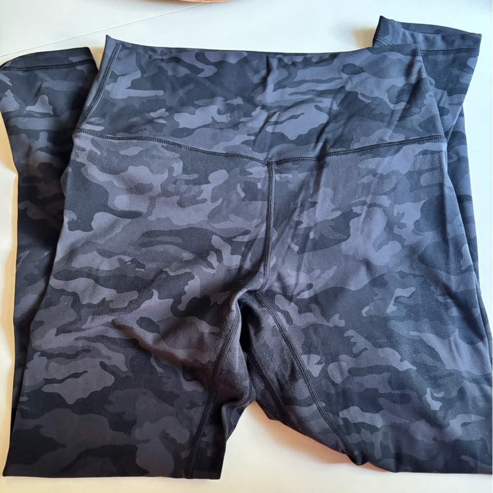 Women's Camo Gray Leggings